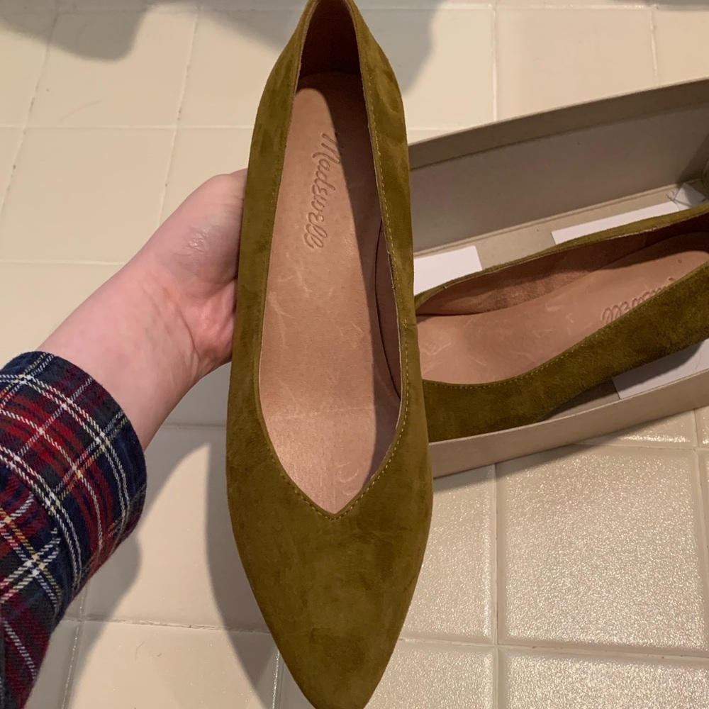 BRAND NEW with box MADEWELL olive kitten heels